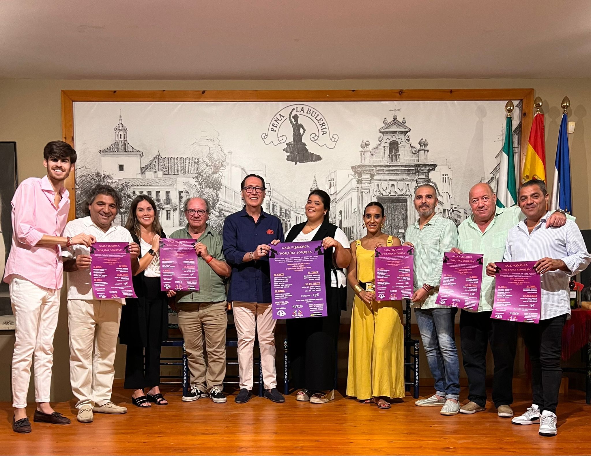 Presentación de la gala flamenca Por una sonrisa en la peña La Bulería de Jerez.