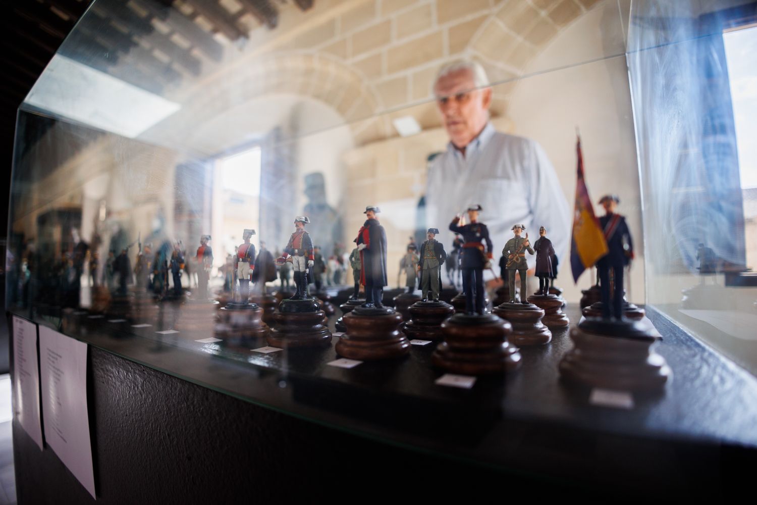 Guardias civiles de plomo, una de las piezas que se exponen en la muestra dedicada a la Benemérita.