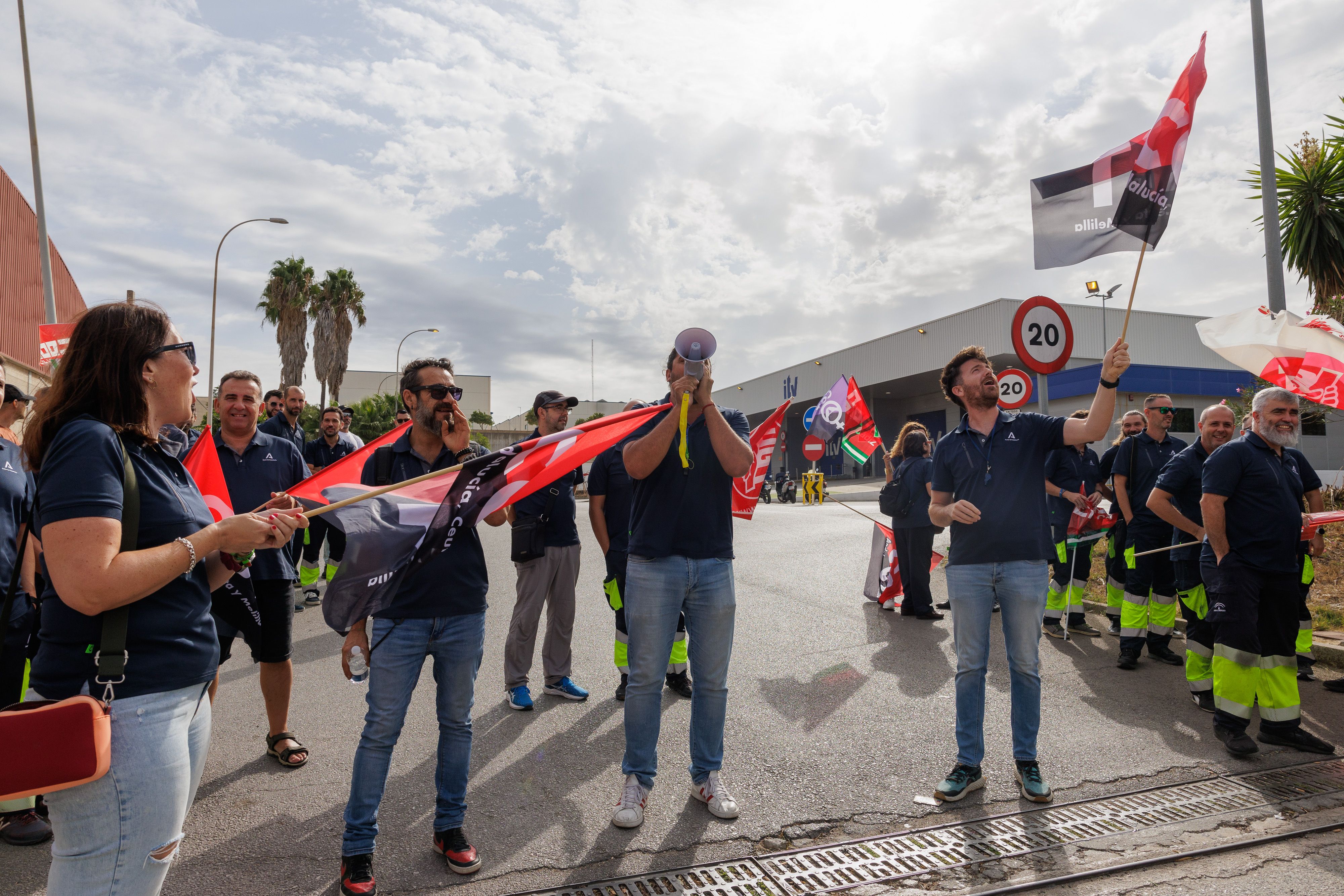 Un momento de la huelga de la ITV en Jerez la pasada semana.