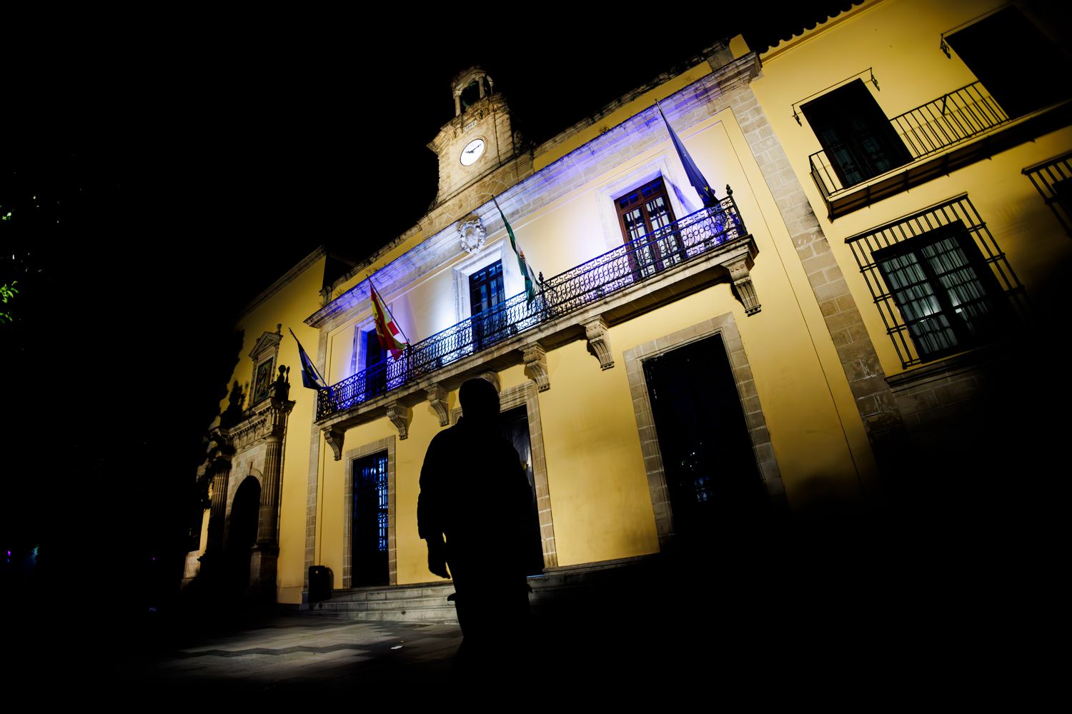 El Ayuntamiento de Jerez en una fotografía nocturna, fruto de la iluminación singular.