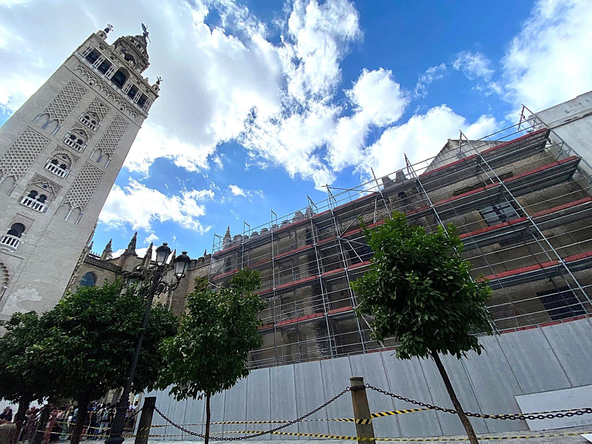 La Catedral de Sevilla, en obras.