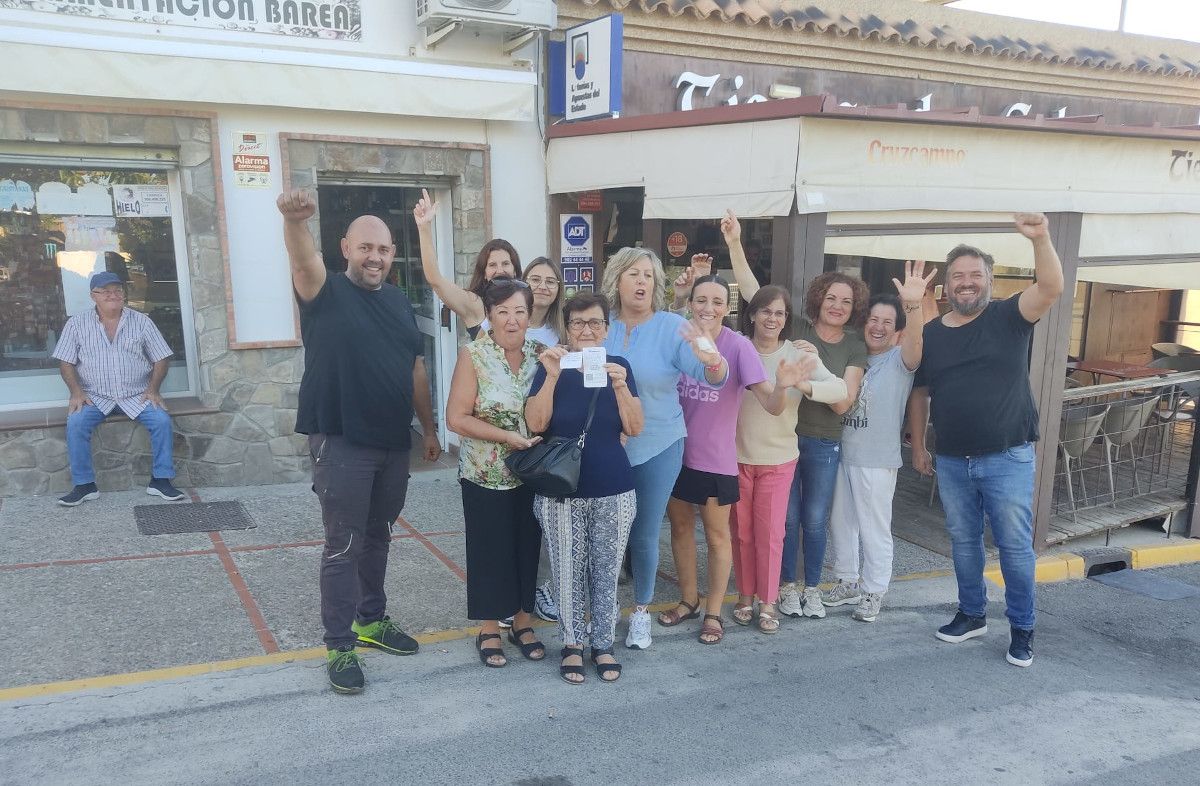 Una familia de Torrecera gana más de un millón de euros en la Bonoloto.  CEDIDA