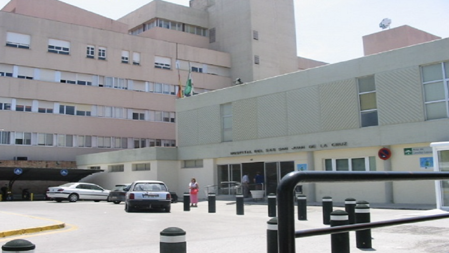 El hospital al que fue trasladado el hombre tras ser rescatado.