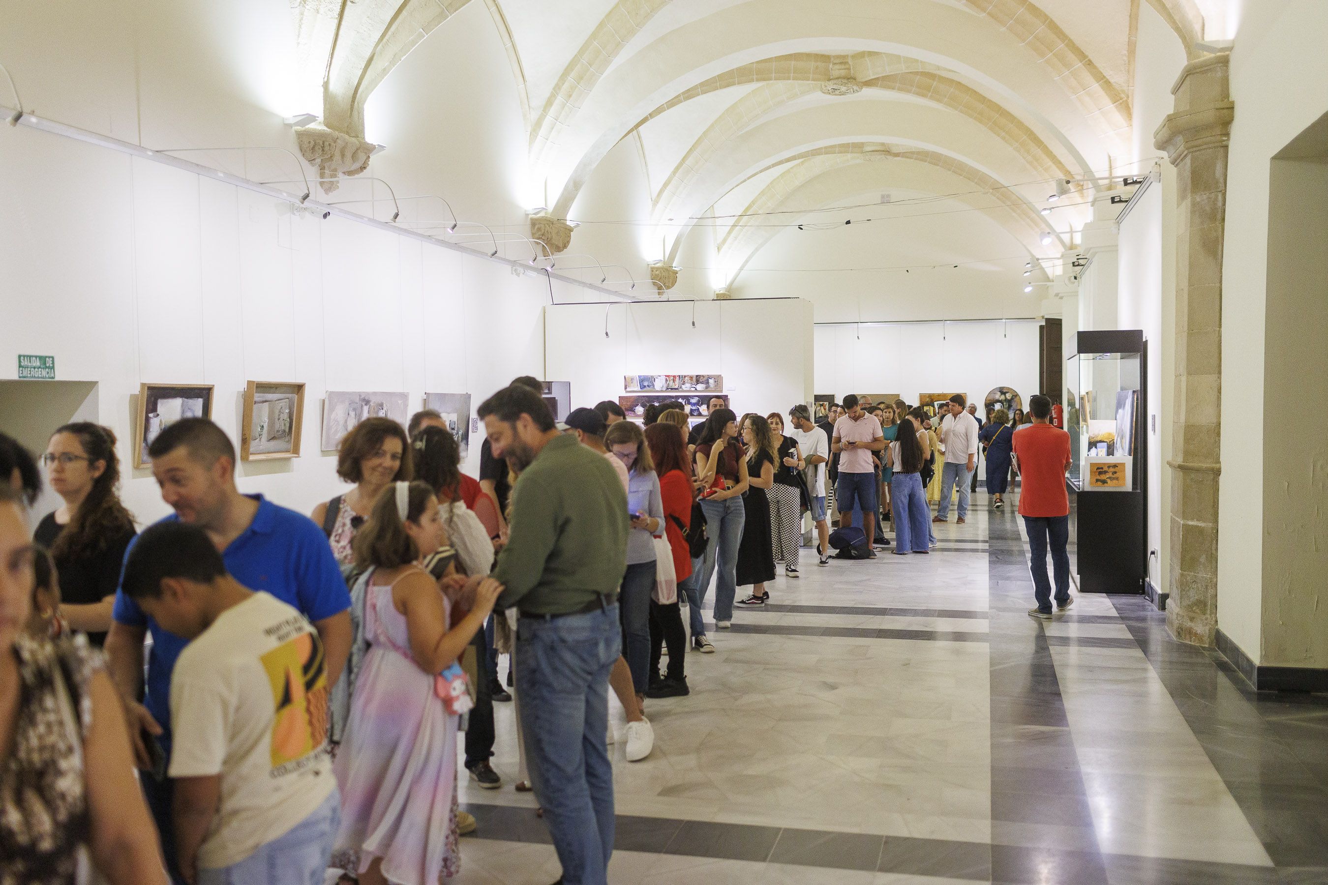 Larga cola para la firma de libros de Juan Gómez-Jurado.