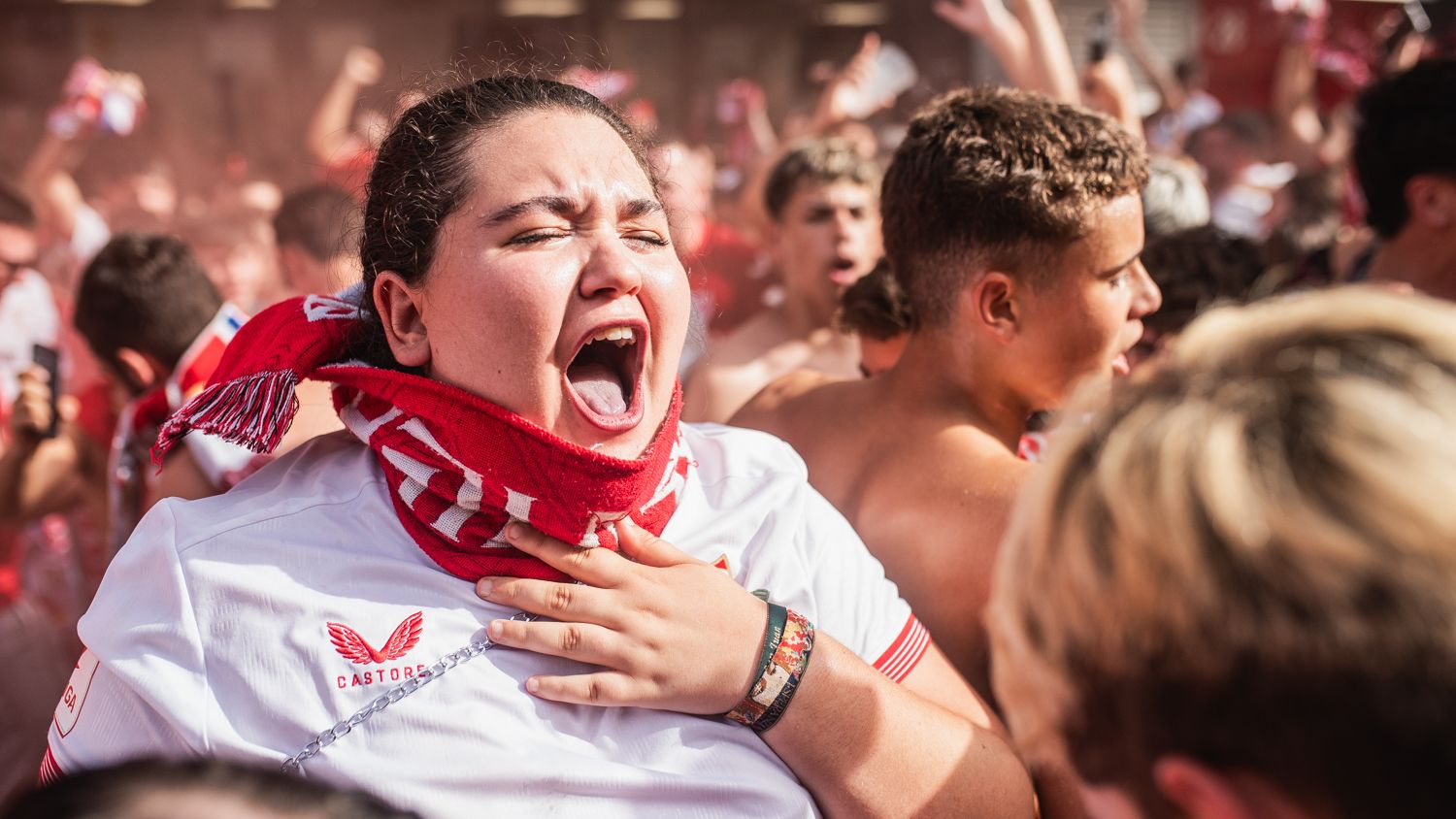 El derbi sevillano en los alrededores del Pizjuán, en imágenes.