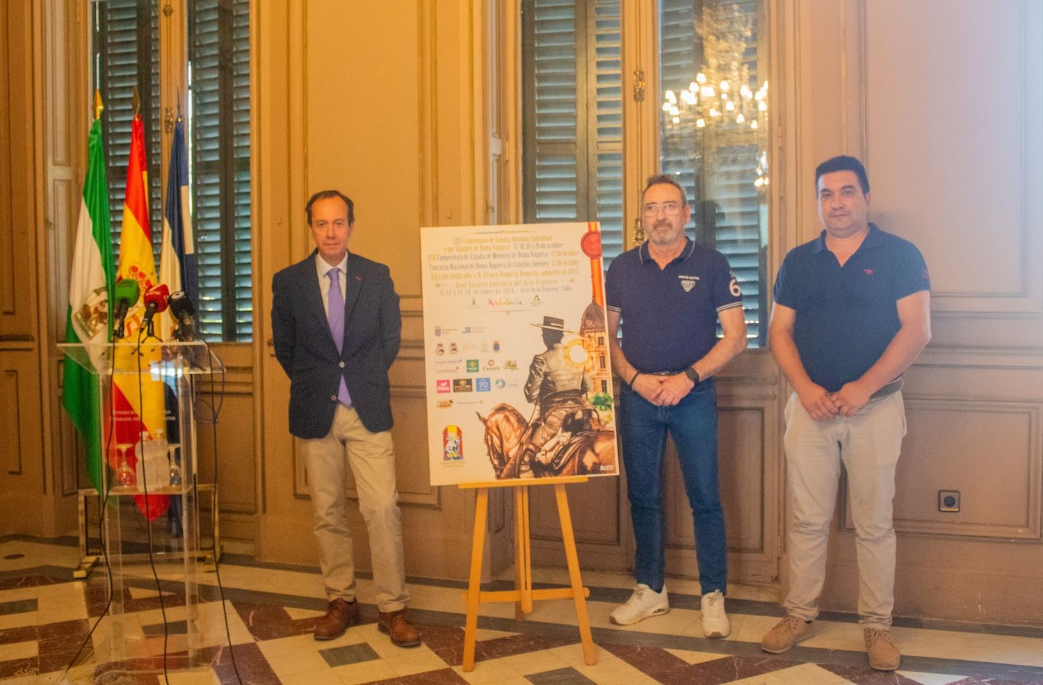 Acto de presentación del cartel del octubre de competición en la Real Escuela. 