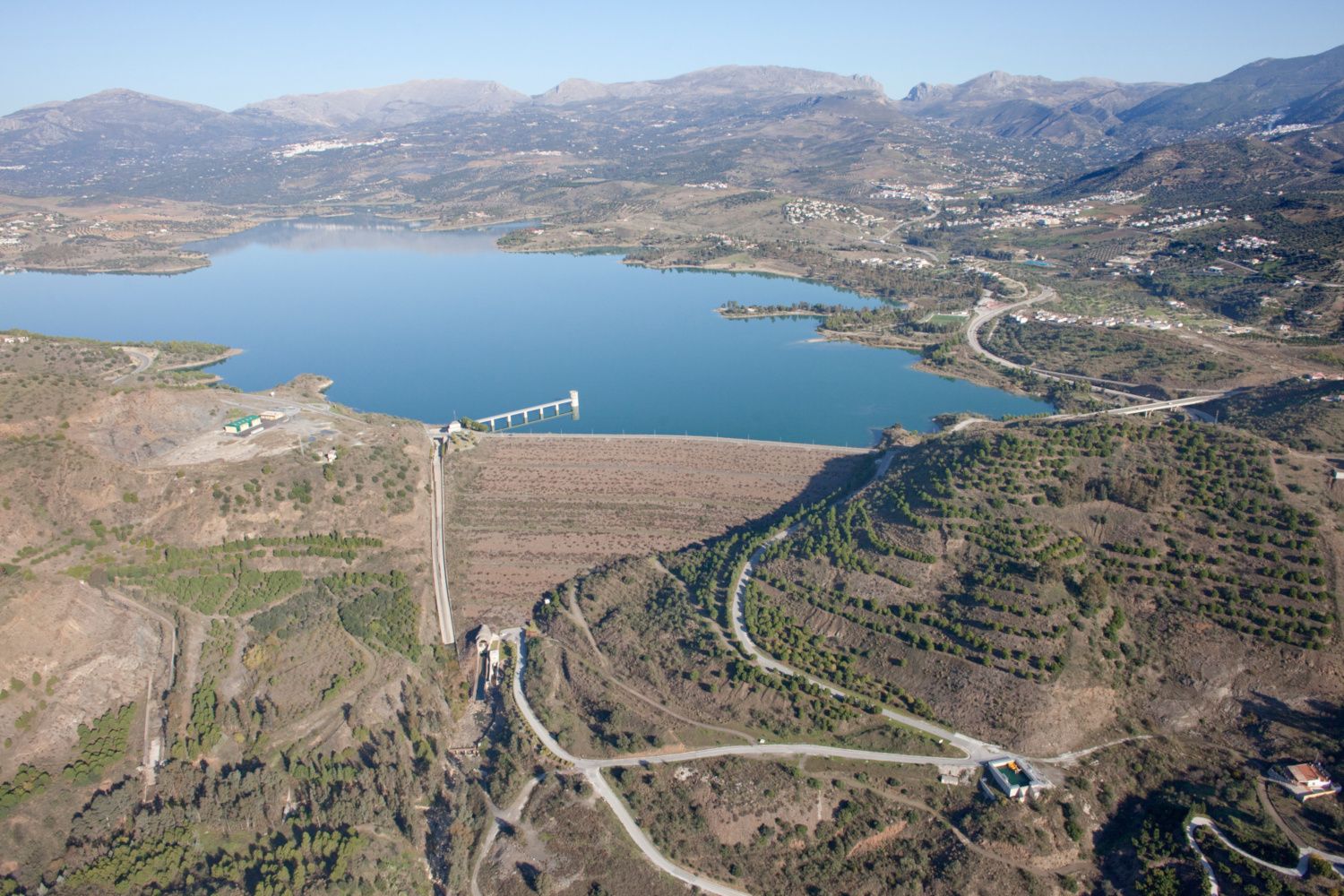 La Comisión de Gestión de la Sequía aprueba ampliar las medidas de ahorro de agua en las Cuencas Mediterráneas.