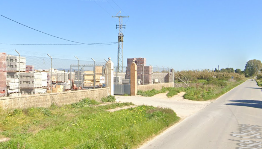 La carretera entre Guadalcacín y San José Obrero.