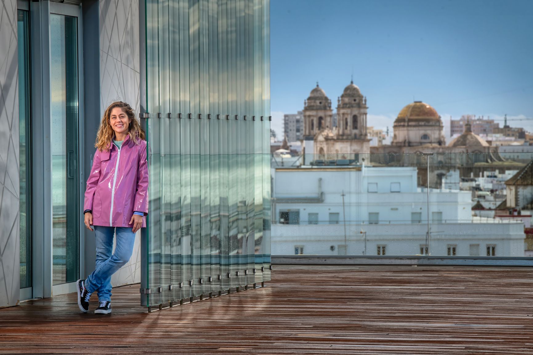 Lara Hernández, secretaria de organización de Sumar, en el Parador de Cádiz.