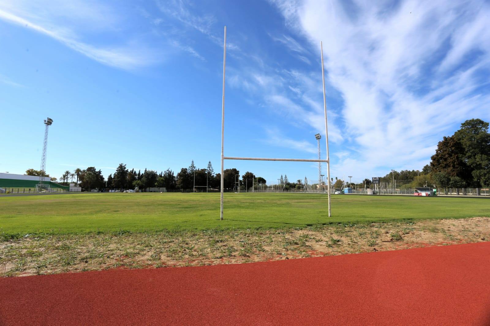 Pistas en el polideportivo municipal de El Puerto.