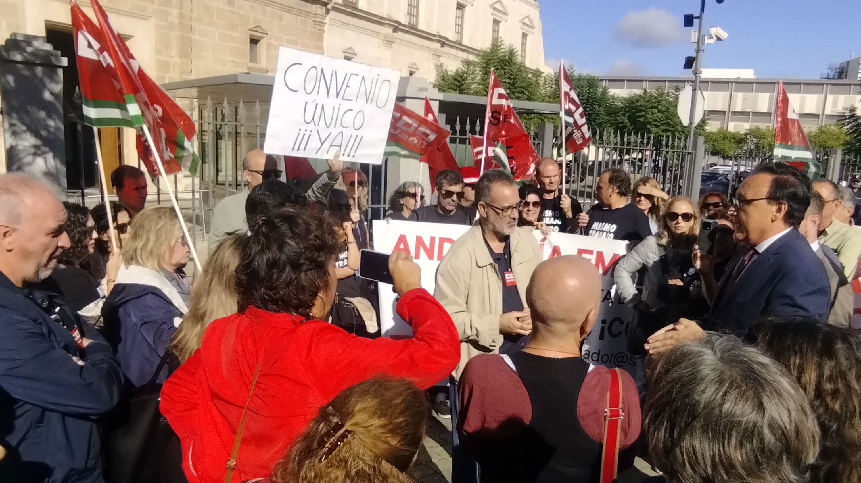 CCOO continúa con las movilizaciones en Andalucía Emprende.