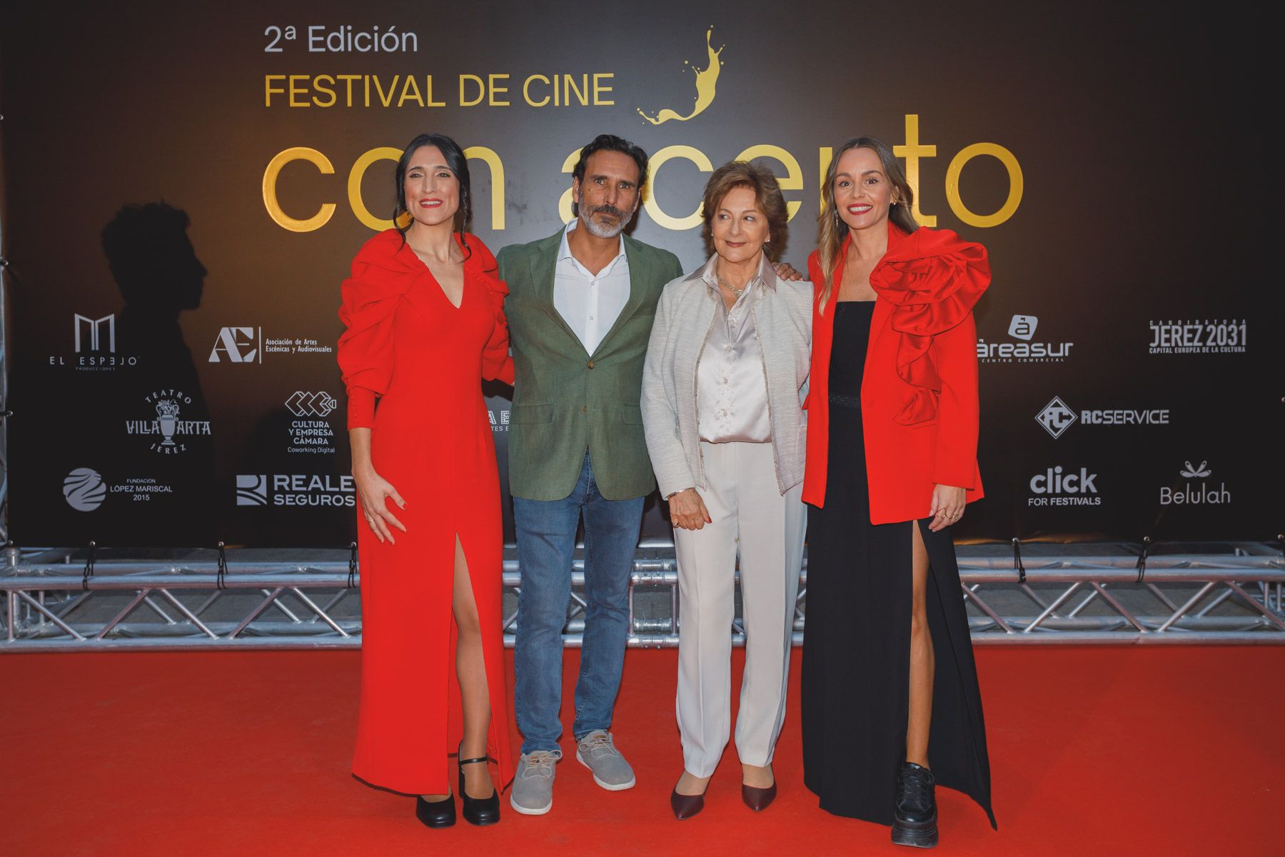 Lidia Jaime y María Espejo en la clausura del festival de cine 'Con Acento' de Jerez.