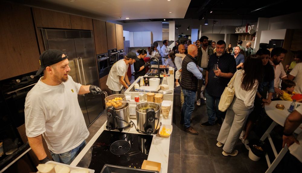  Cocinas Schmidt nos trae un showcooking por su aniversario