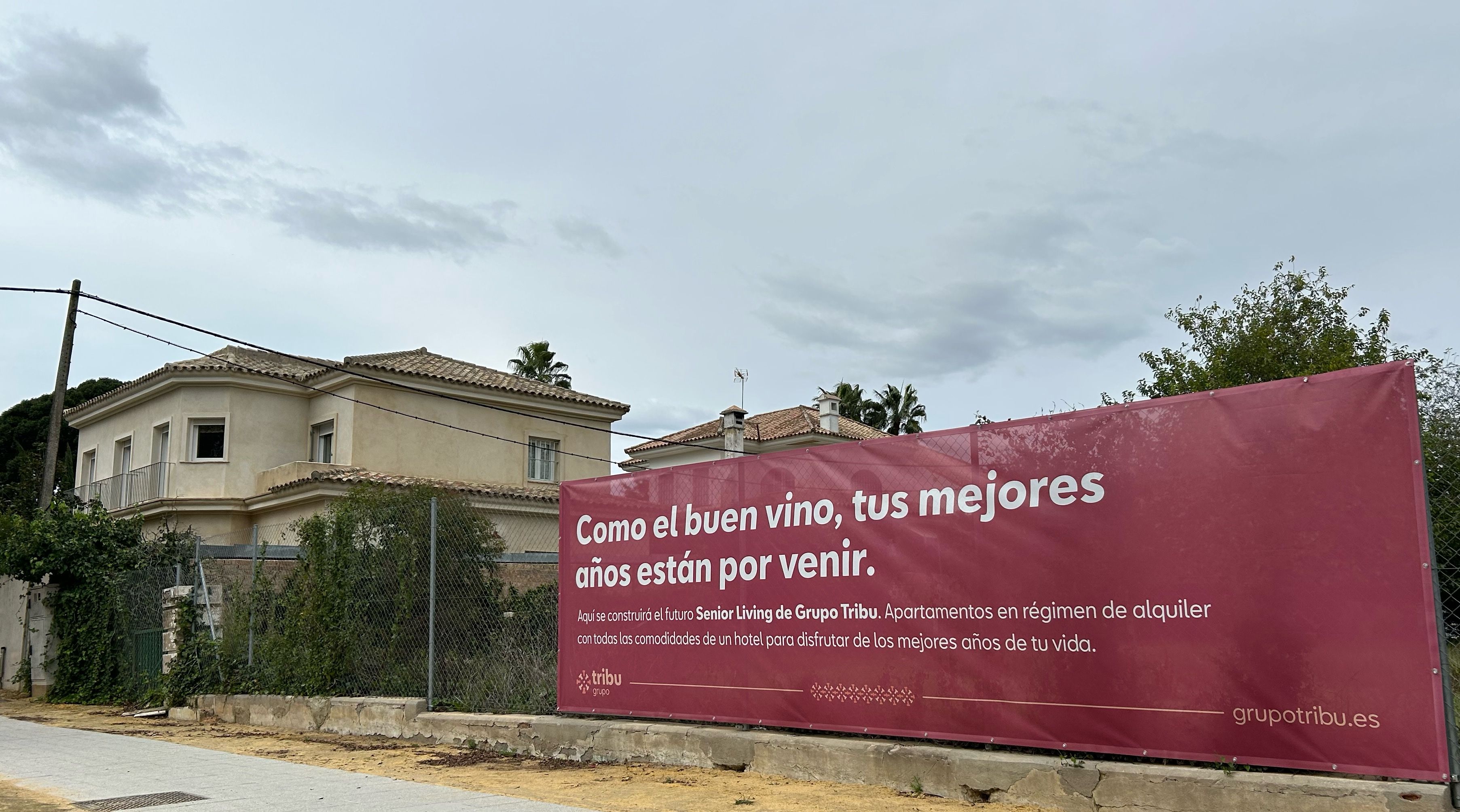 El solar donde se construirá una promoción de viviendas en Jerez.