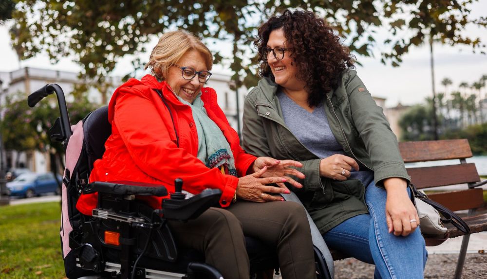 Pilar Borrás y Eva Durillo, durante el encuentro.