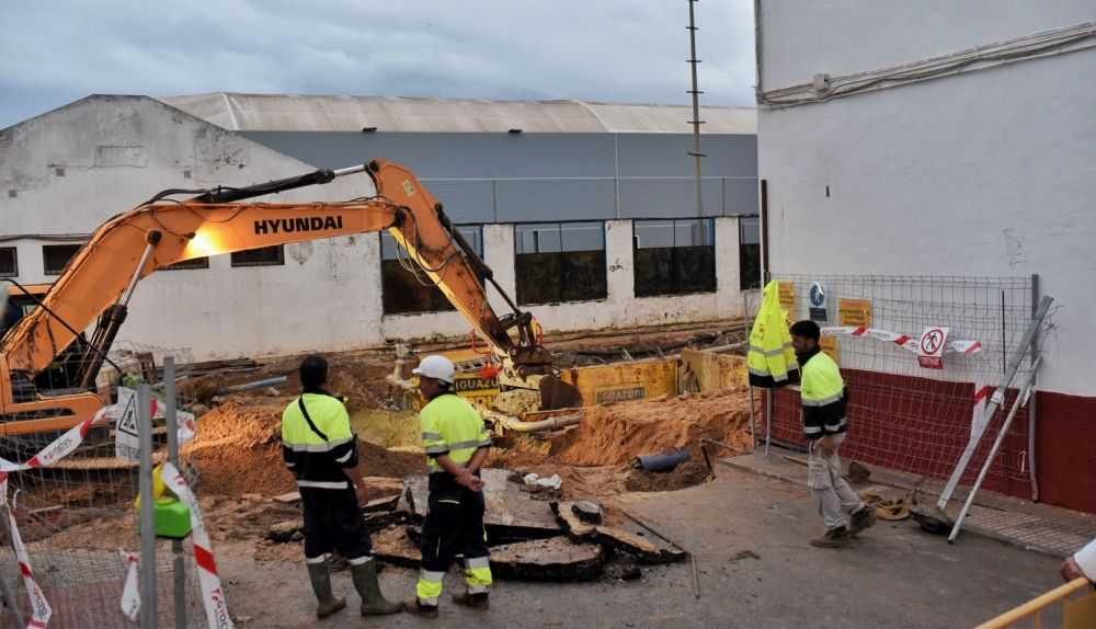 Trabajos de reparación en la Bajamar.