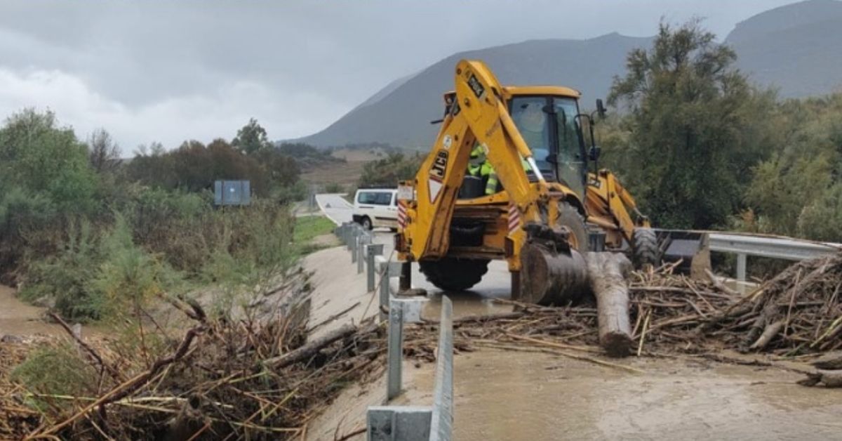 Una de las carreteras que están cortadas por el temporal.