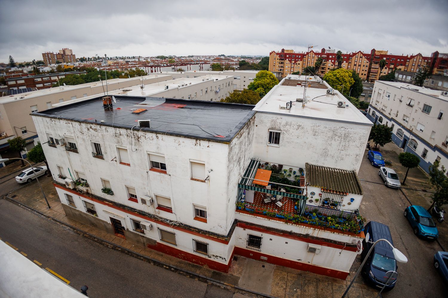 Imagen de uno de los bloques de la barriada de La Asunción.