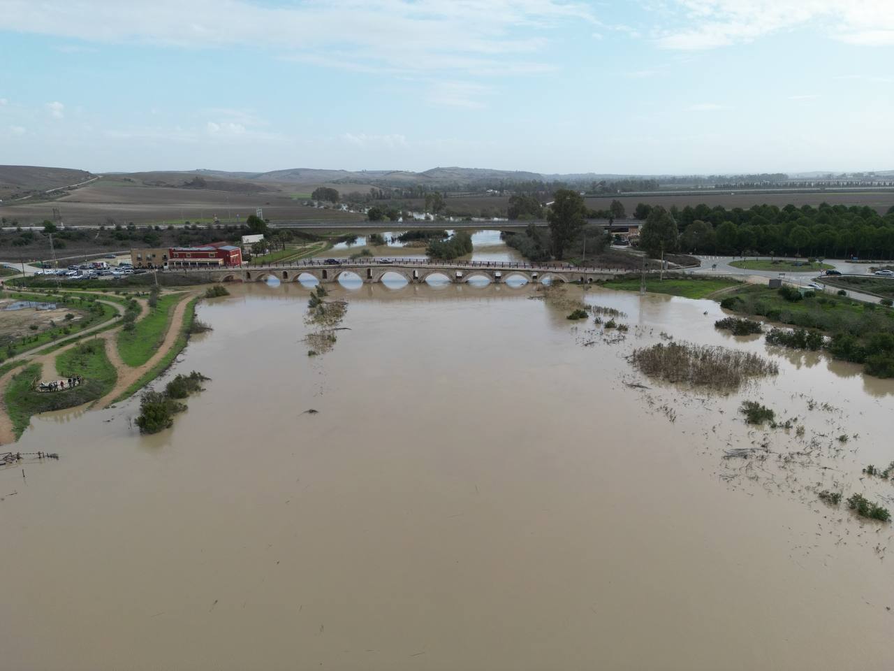 La crecida ha alcanzado su cota máxima a las ocho de la mañana de este viernes 1 de noviembre.