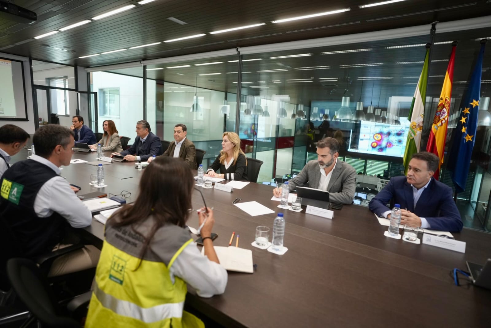 La reunión con el presidente y consejeros de la Junta donde se ha hecho balance de la DANA y de la ayuda enviada a Valencia.