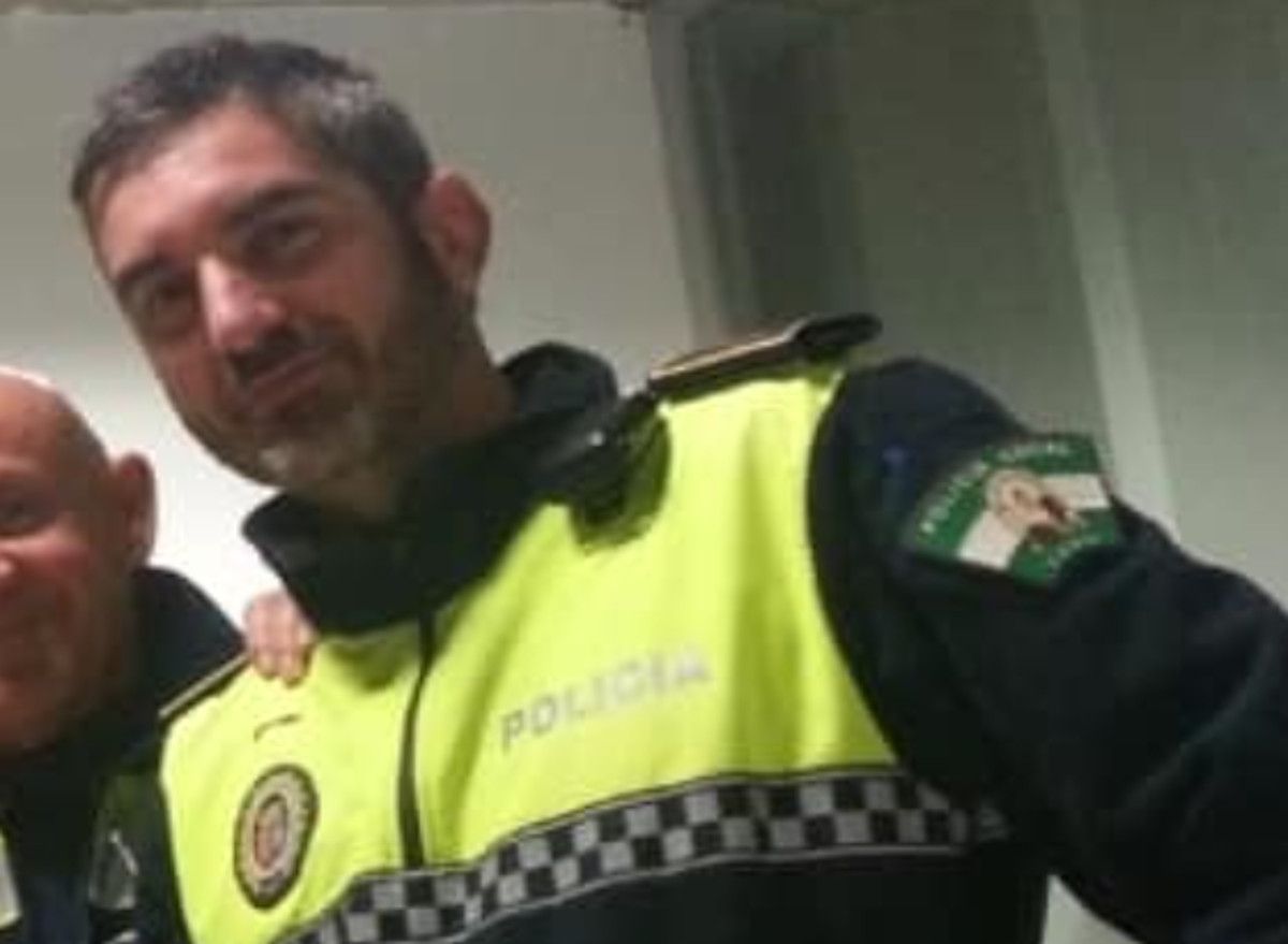 Manuel Sánchez Medina, policía local de Conil fallecido. 