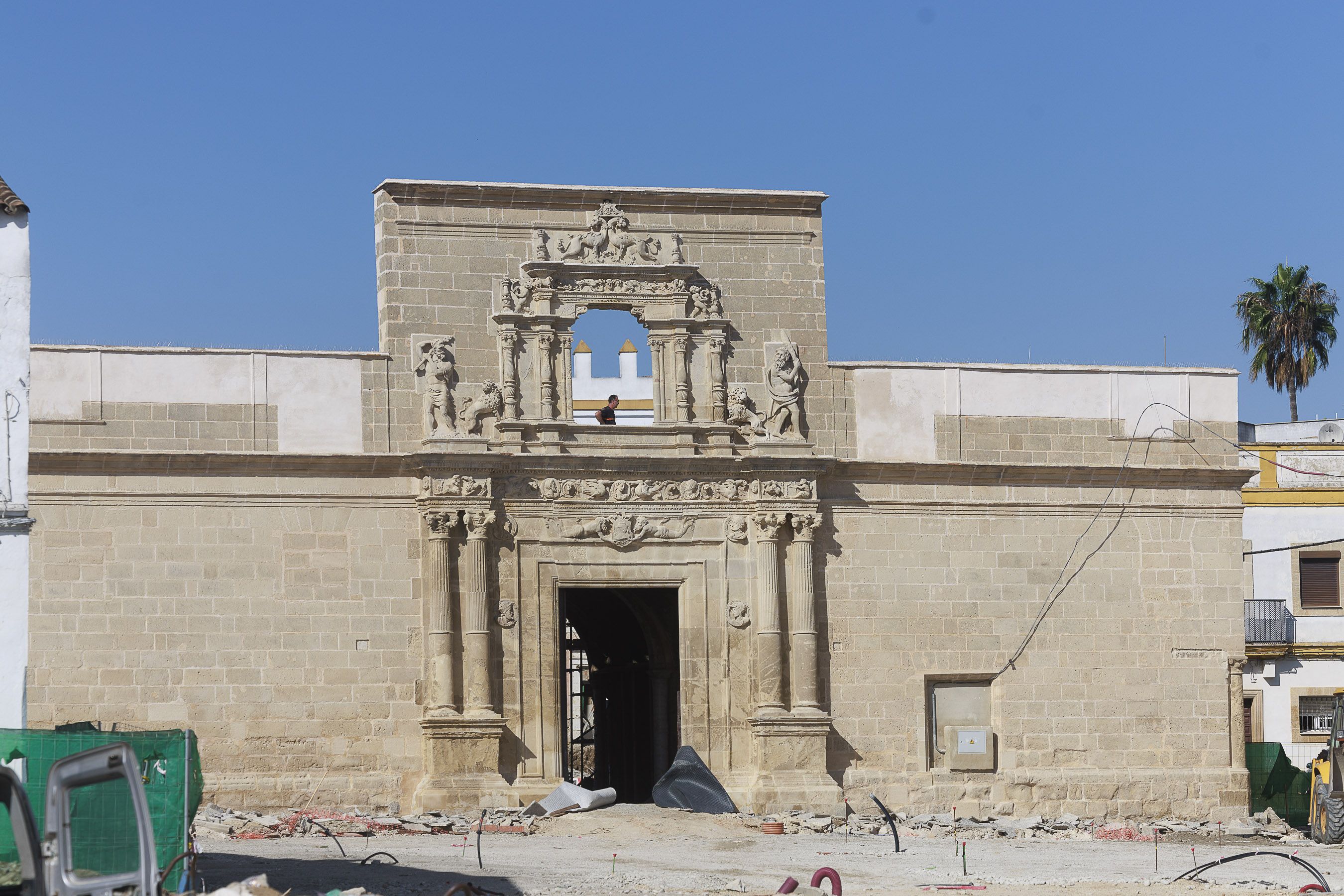 Así avanzan las obras del Palacio de Riquelme, ubicado en el barrio de San Mateo de Jerez.