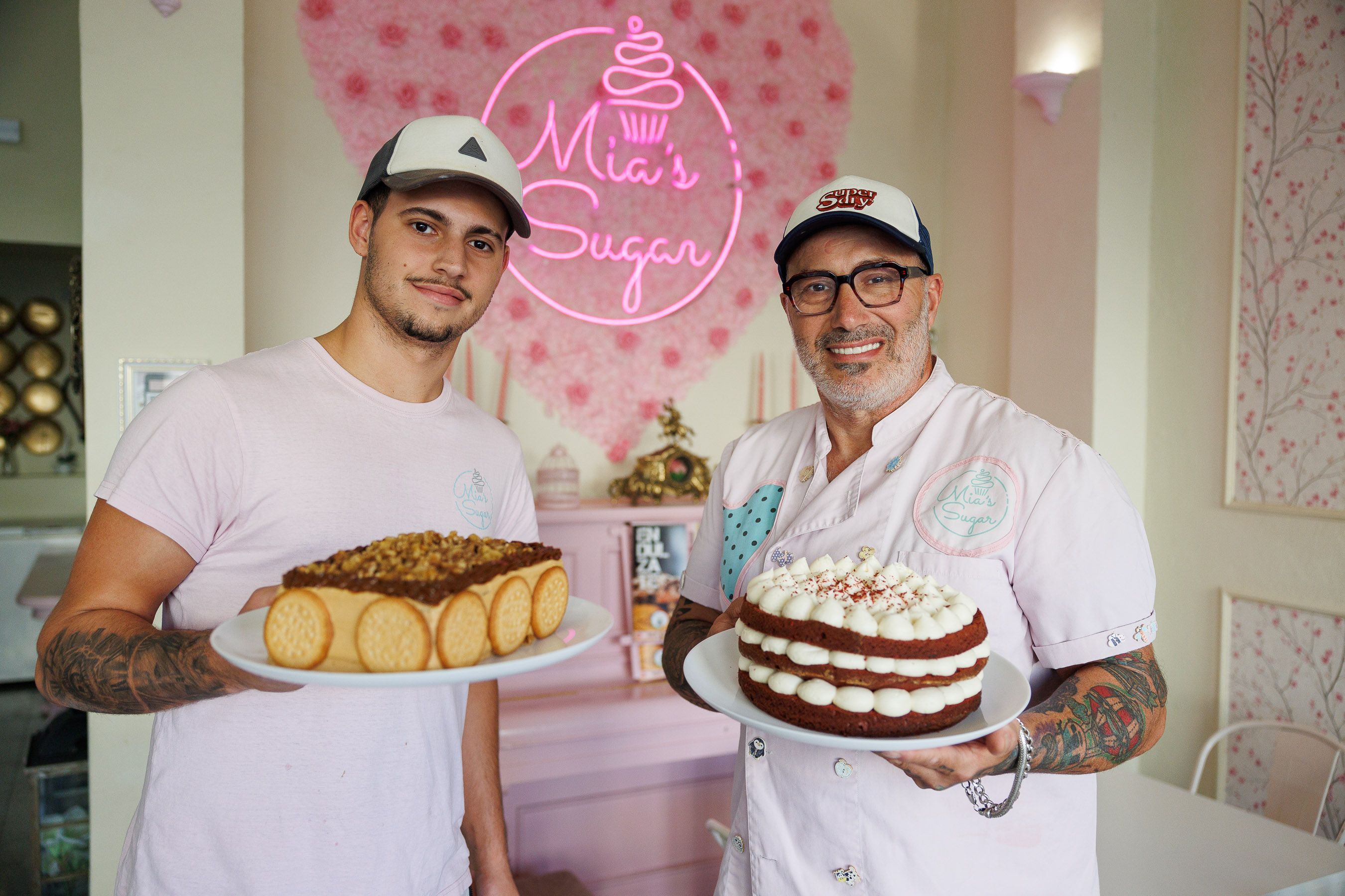 Los dueños de la pastelería que es el paraíso de las meriendas en Jerez.