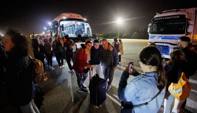 La despedida a los tráileres y acompañantes de la Policía Nacional.