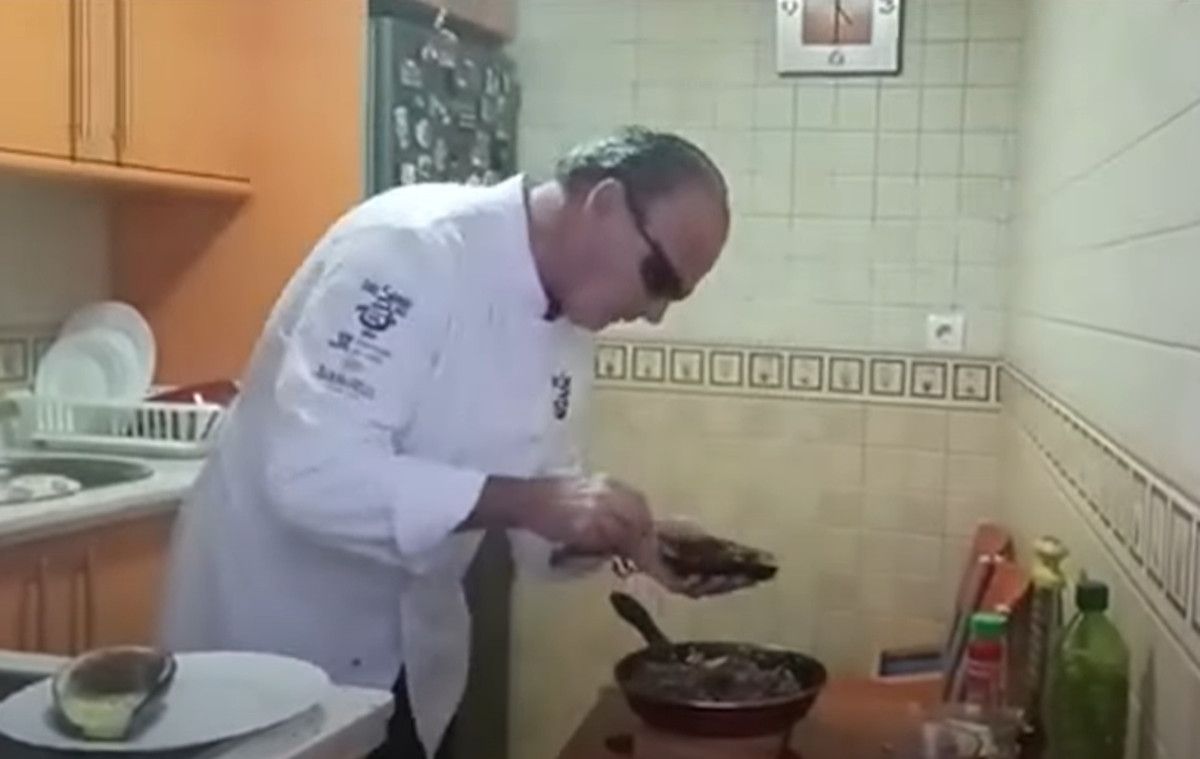 José Antonio Parra, cocinero de Jerez que ha pasado a la final el mayor MasterChef internacional para personas ciegas.