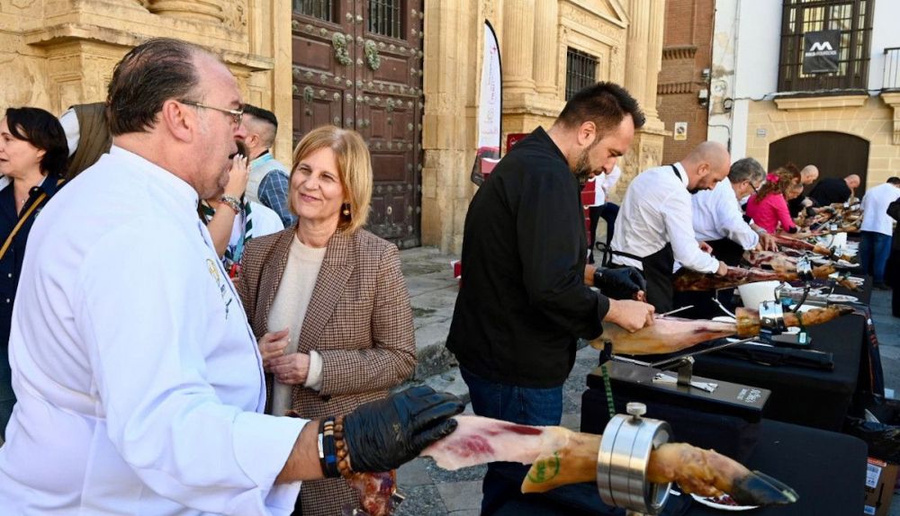 Así ha sido la jornada de cortadores de jamón solidarios.