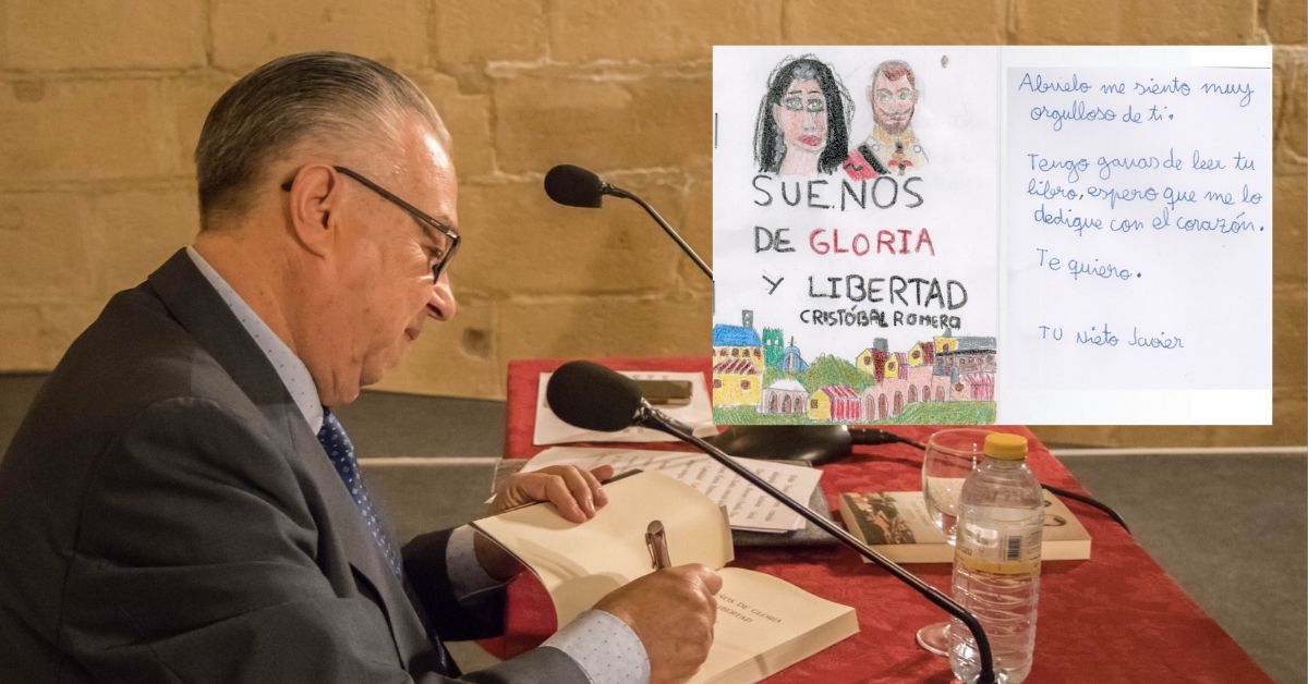 Cristóbal Romero Gandolfo, firmando ejemplares de su libro. Su nieto le dedicó unas bonitas palabras.