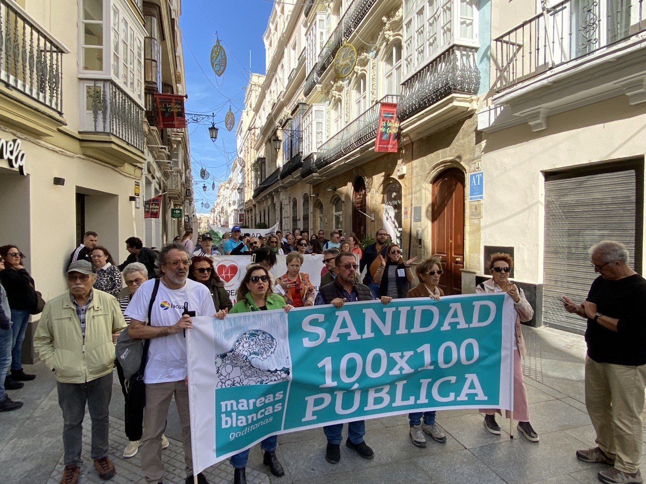 Una de las imágenes de la protesta en Cádiz.