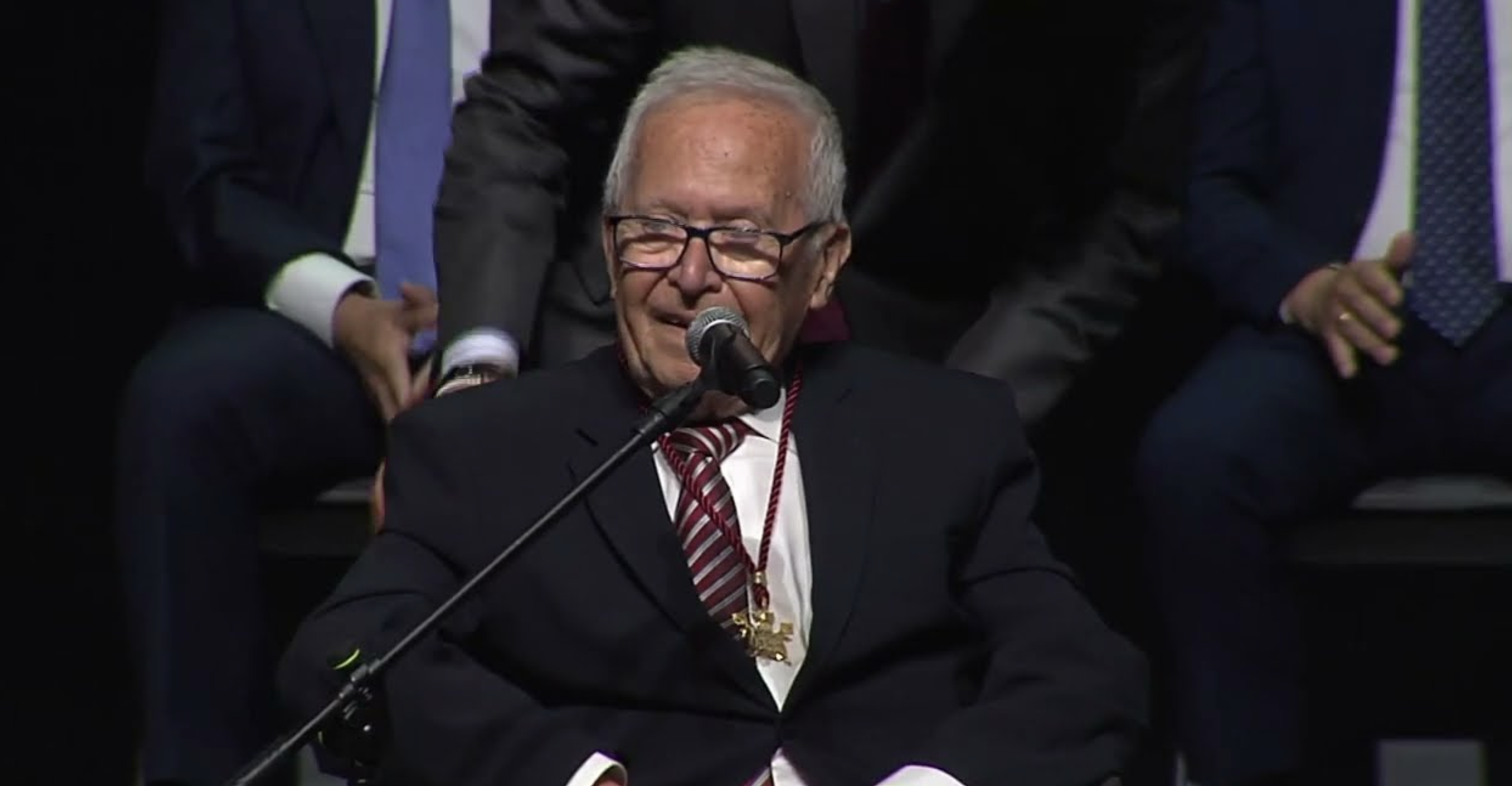 José Luis Garrido Bustamante, el día que recibió la Medalla de Oro de Sevilla.