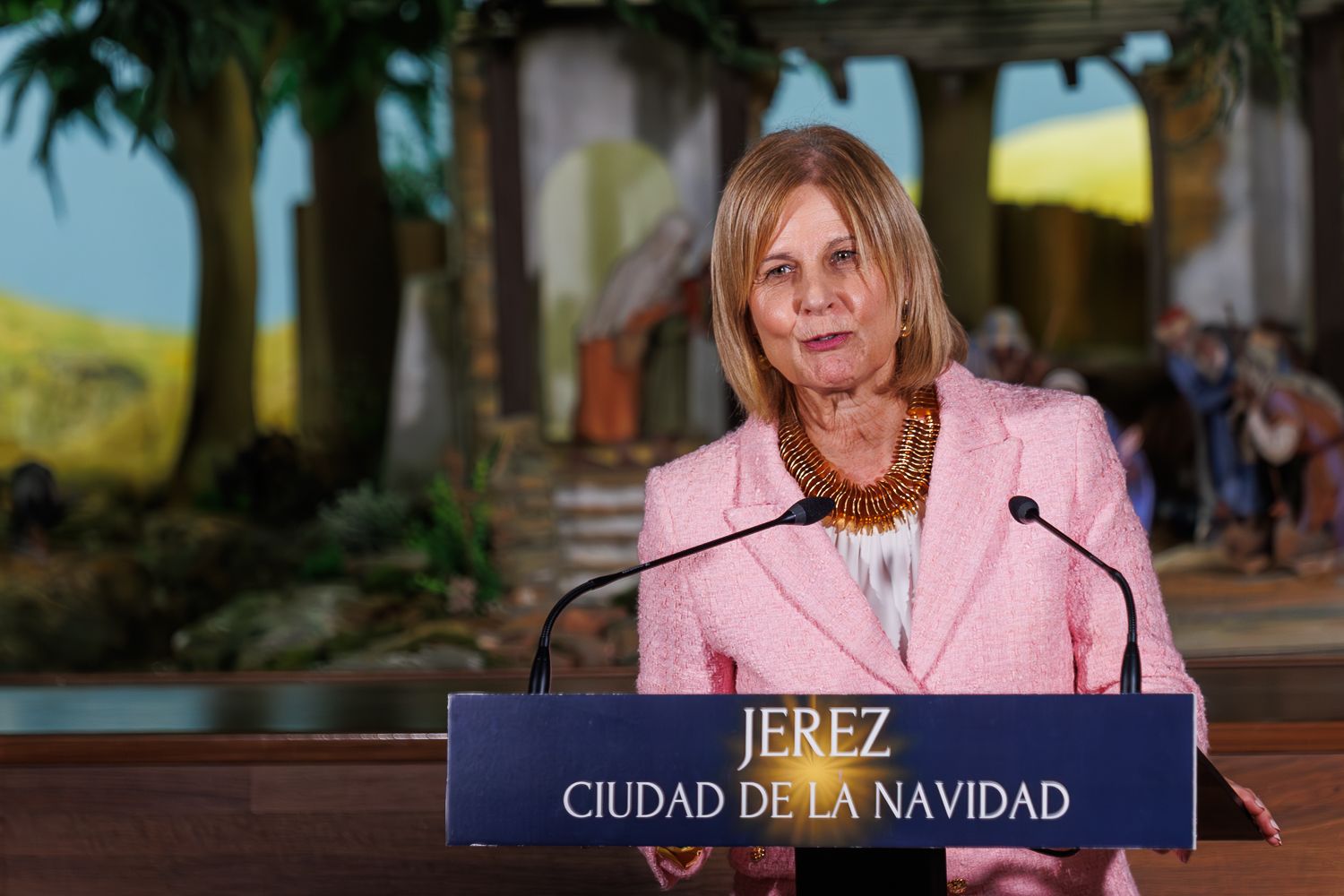 La alcaldesa de Jerez en la presentación inicial del programa de Jerez para la Navidad.