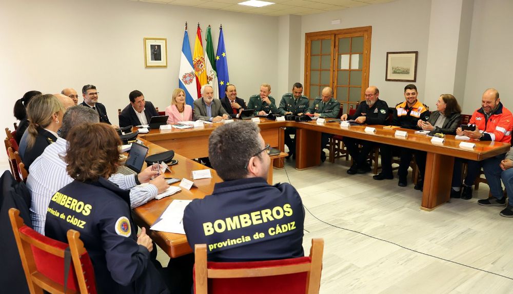 Reunión de la Junta Local de Seguridad dedicada a la Navidad.