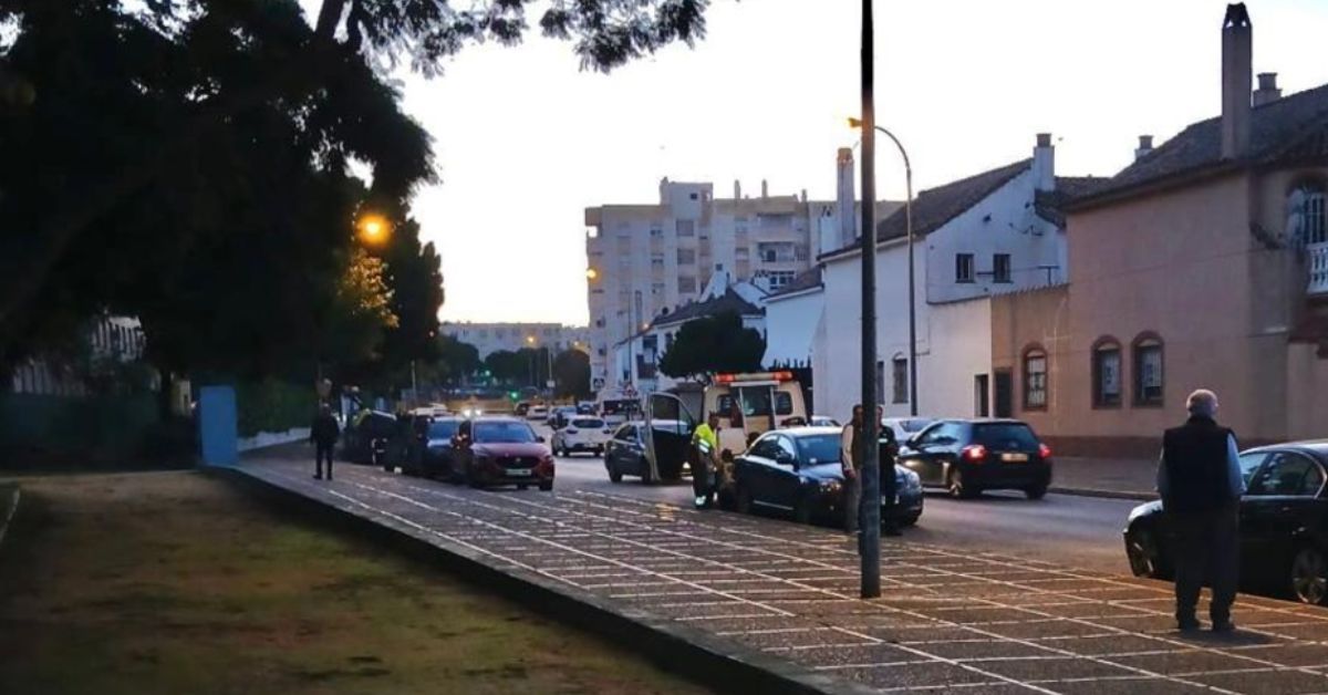 Multas por aparcar en la calle Mallorca del Parque Atlántico.