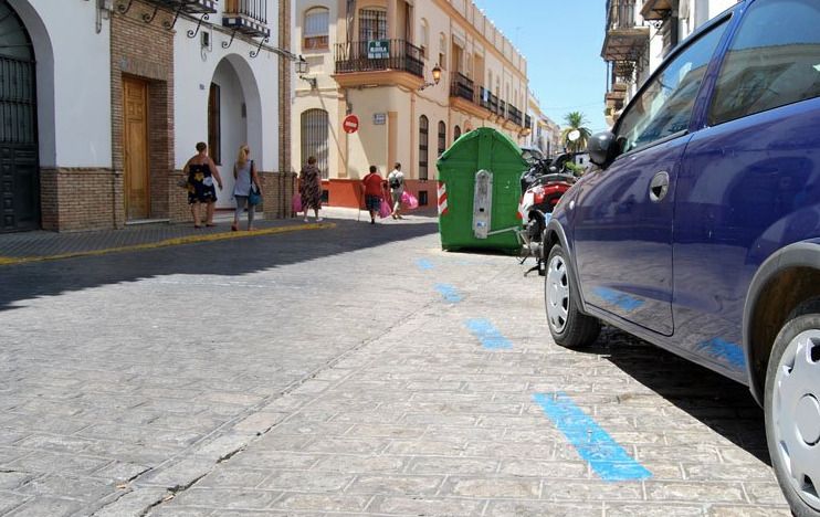 Zona azul en Utrera, en una imagen de archivo.