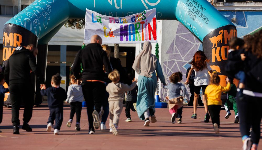 Las imágenes de la carrera solidaria por Martín, el X Men de Jerez