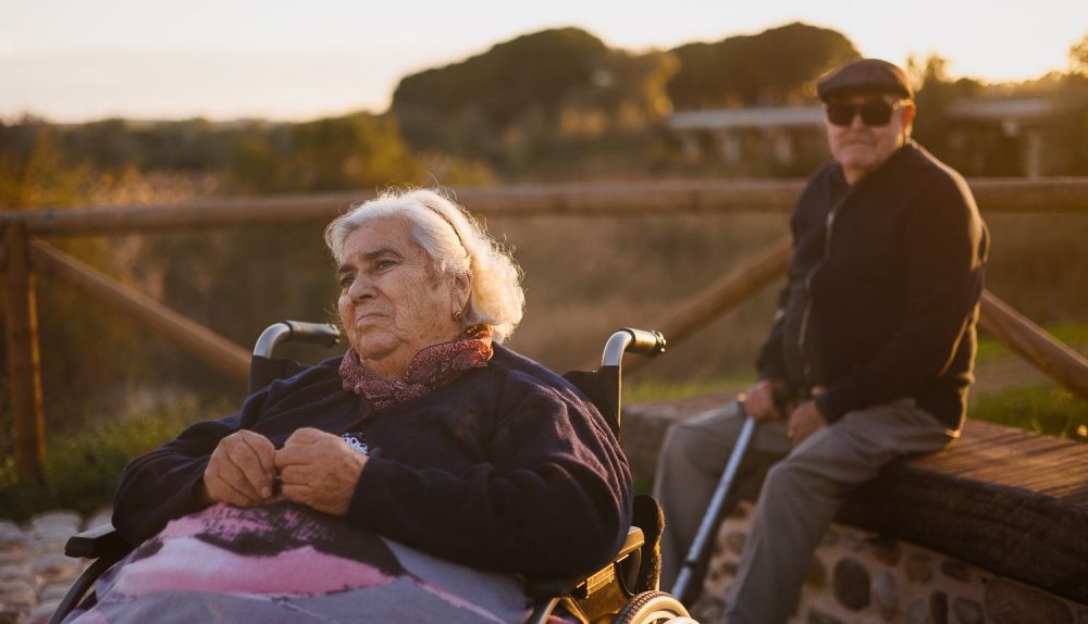 Ana María y Juan, en el entorno del puente de Cartuja.