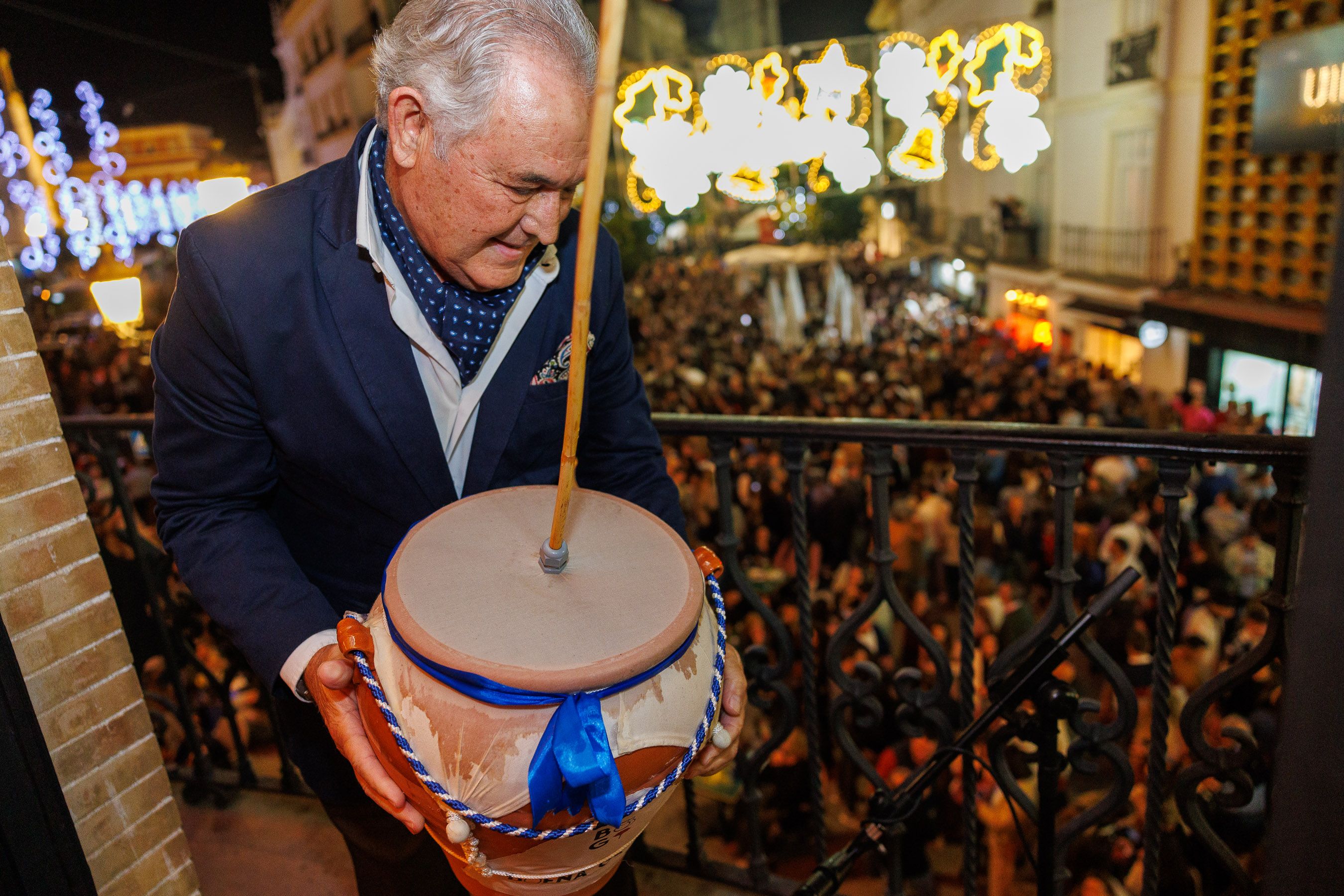 El encendido del alumbrado navideño y la primera Zambomba oficial. 