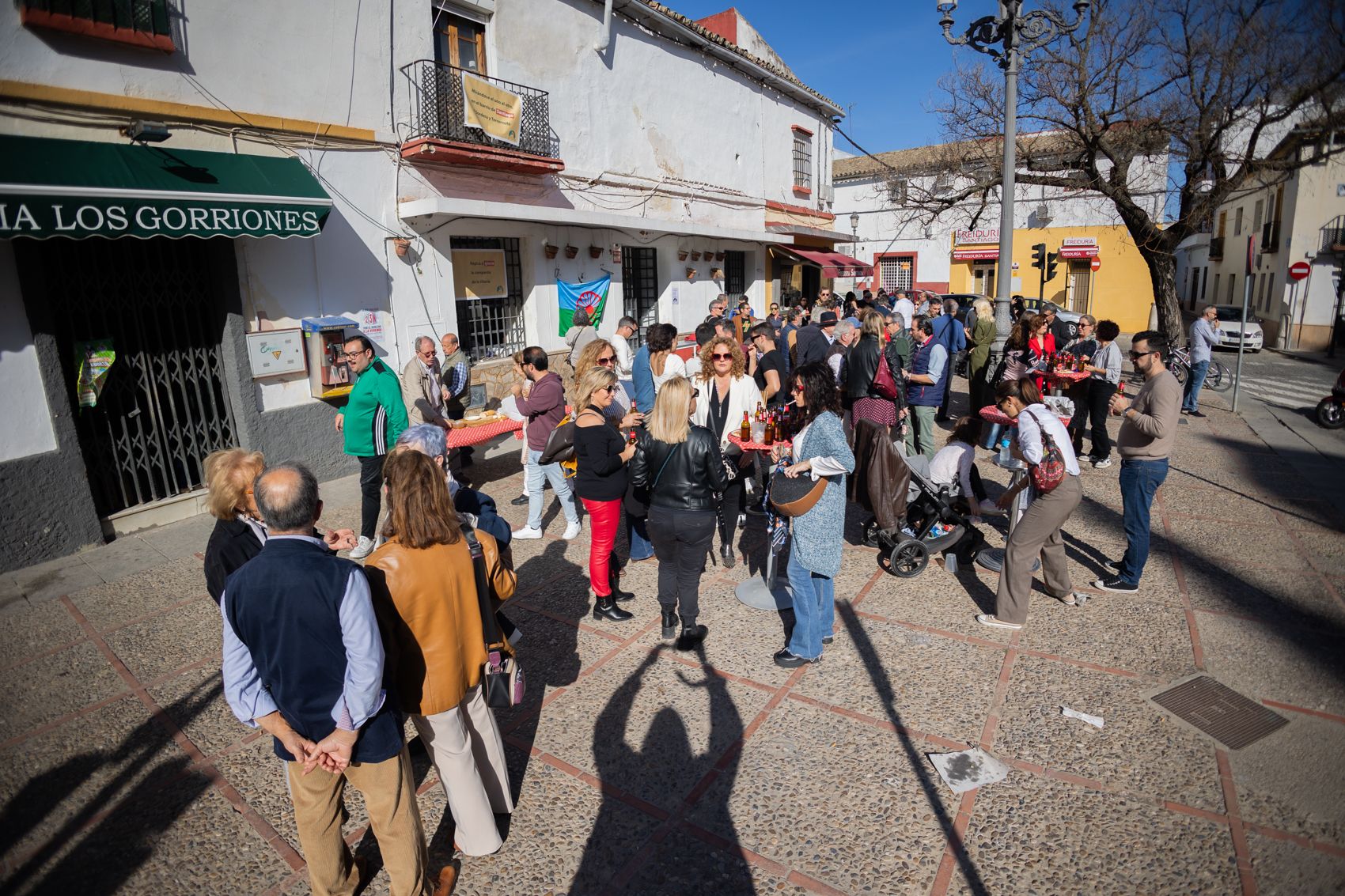 La convivencia vecinal en el barrio de Santiago de Jerez.