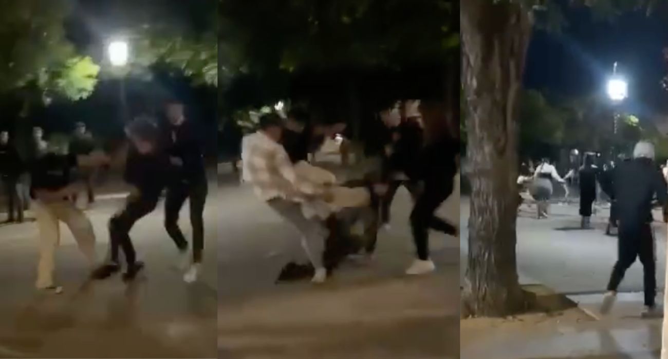 Tres imágenes de la pelea entre jóvenes en Jerez en la Alameda Vieja. 