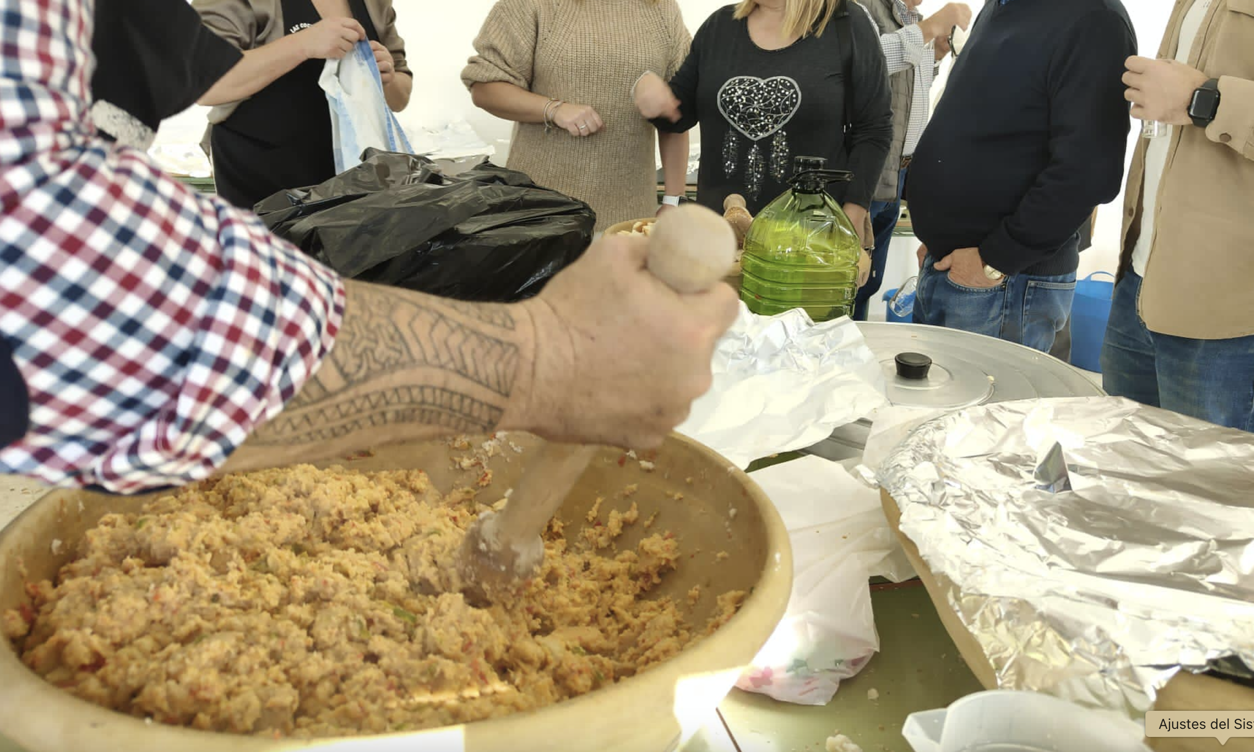 Una fiesta del mosto en Las Tablas-El Polila-Añina en una edición pasada. 