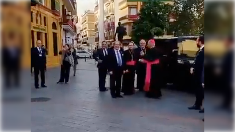 Representantes del Vaticano en Sevilla.