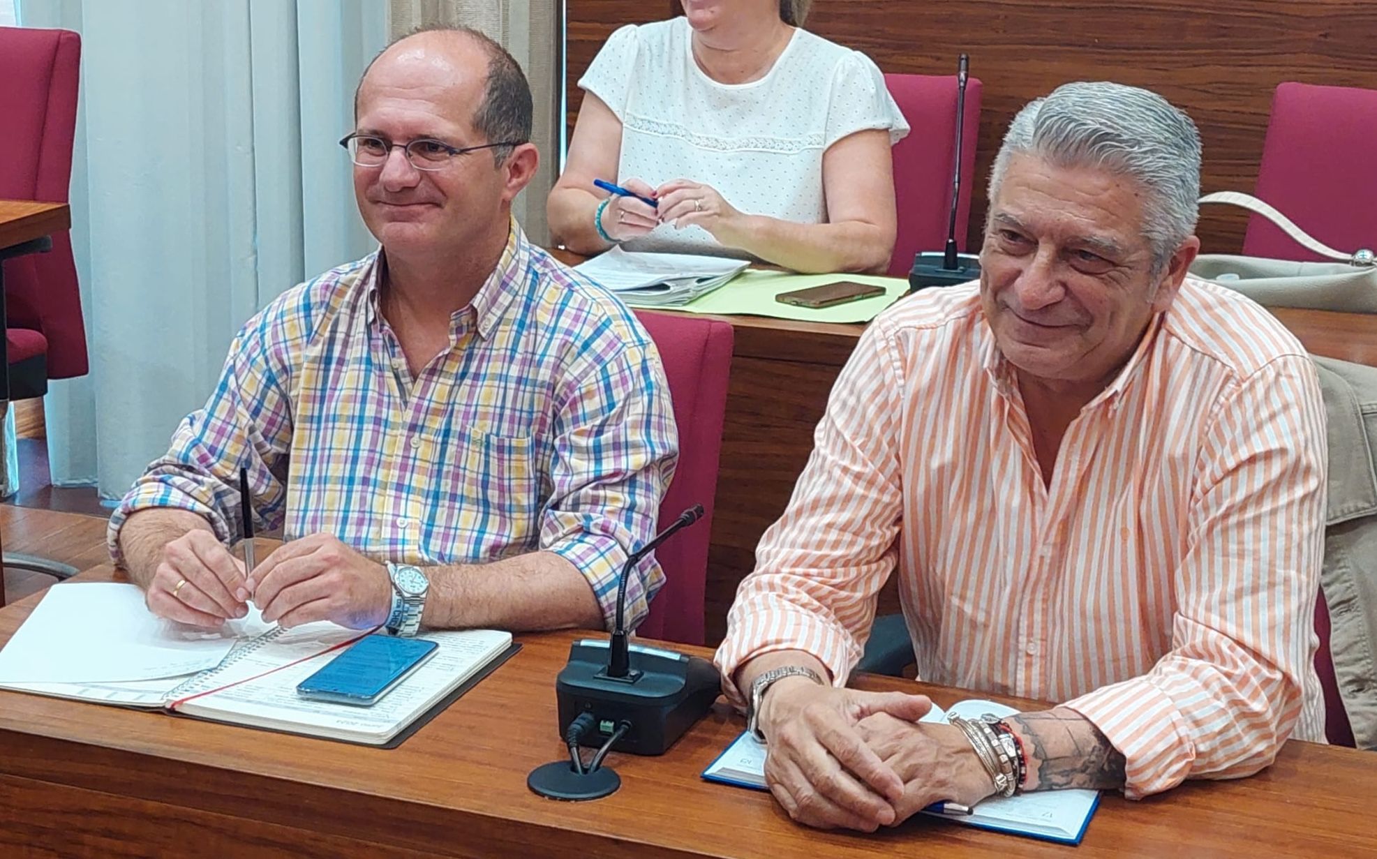 Diego Rodríguez Frías (derecha), hasta ahora concejal del PP de Chiclana.