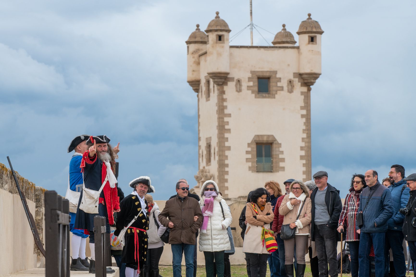 APERTURA DE LAS PUERTA TIERRA