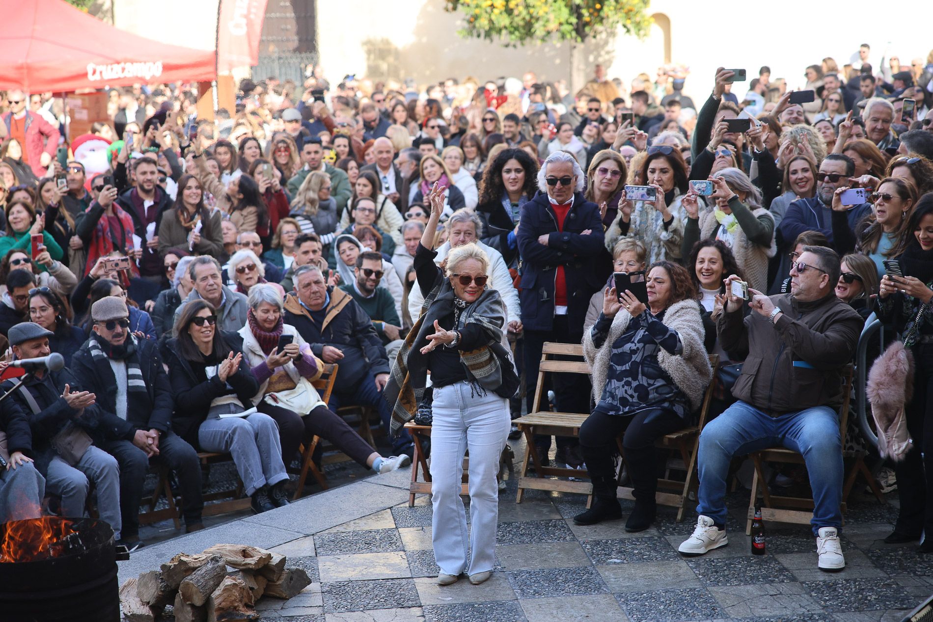  Zambombas tradicionales en Jerez como la celebrada la pasada semana en la plaza de la Asunción.