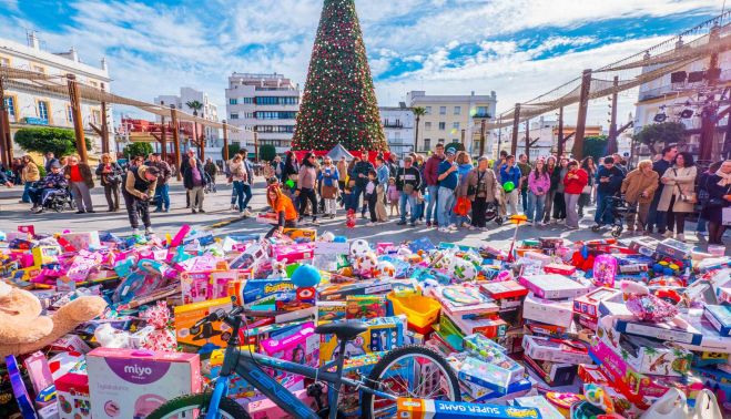 Así fue la caravana solidaria en San Fernando.