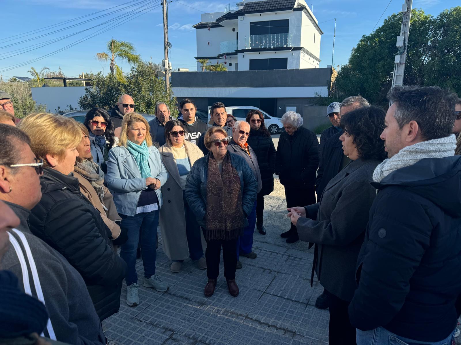 Vecinos de Sanlúcar denuncian cortes de luz constantes.