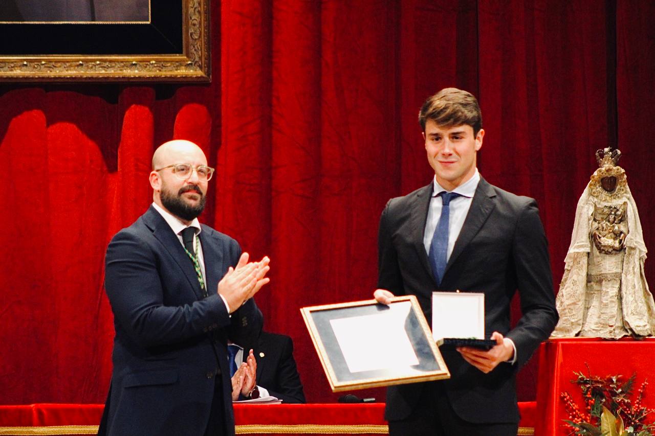 Francisco Blandino como Hijo Predilecto de la Ciudad